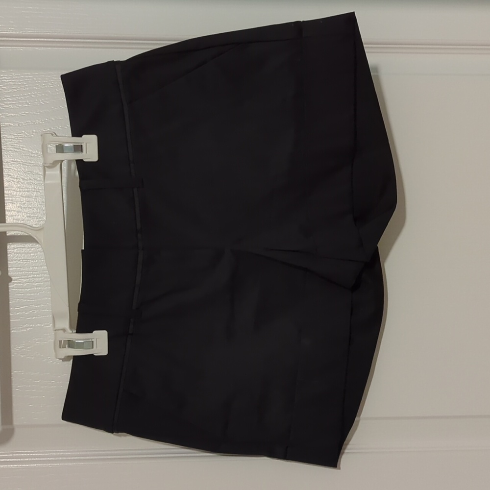 NY&C Tailored Shorts